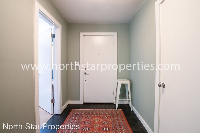 Building Photo - 4 br, 3.5 bath House - 6545 SW Seymour