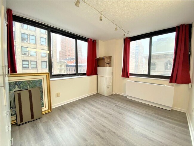 Building Photo - 376 Broadway