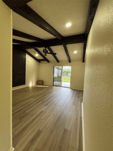 Building Photo - 5023 Ridgestone St