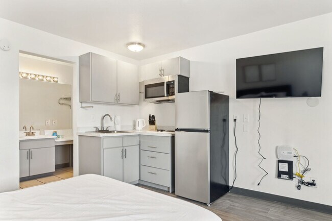 Foto del edificio - 4350 Paradise Rd