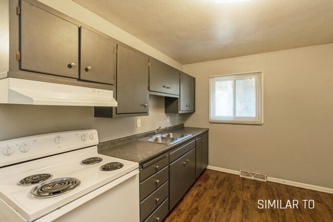 Foto del edificio - 3420 SW 8th St