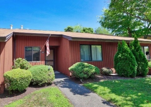 Foto principal - 460 Asbury Ridge