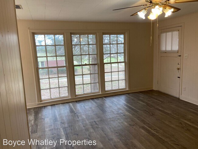 Building Photo - 3 br, 1 bath House - 304 Butler St.