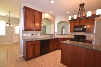 Building Photo - 7927 Cardinal Landing Ln