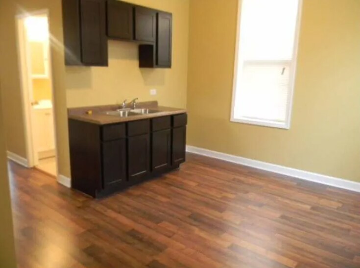 2647 W Luther St Unit 2, Chicago, IL 60608 Apartment for Rent in