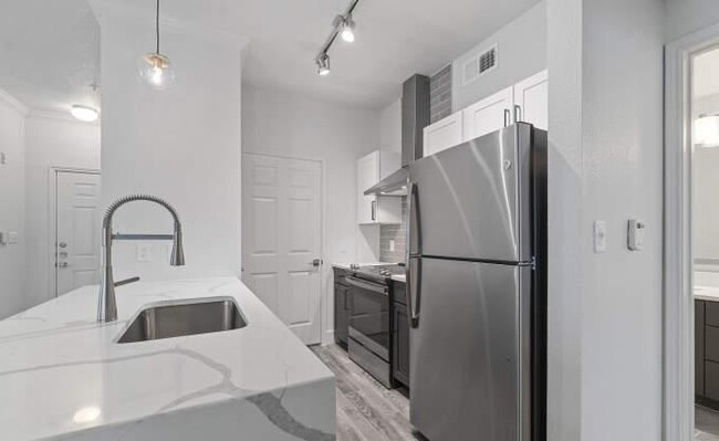 Building Photo - 2 bedroom in Frisco TX 75035