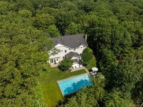 Building Photo - 51 Brandywine Dr