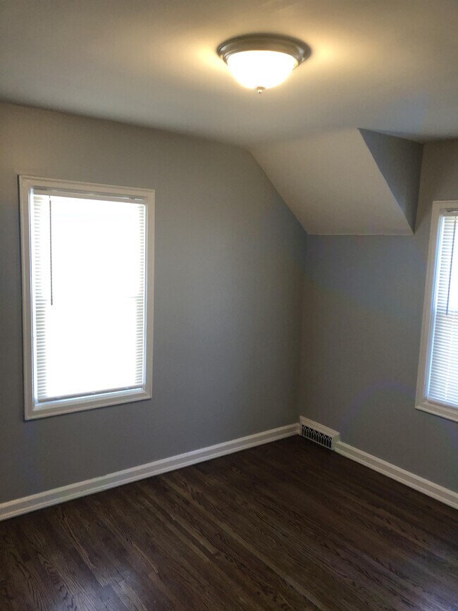 Building Photo - 4067 Paxton Blvd