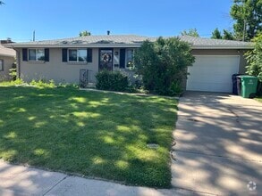 Building Photo - 3850 W Radcliff Ave