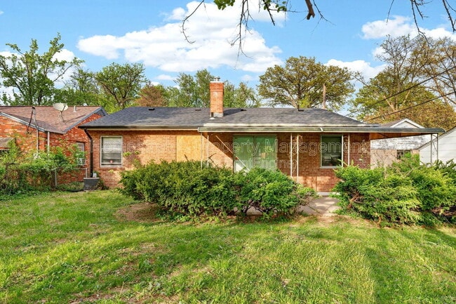 Photo - 1810 Mora Ln House