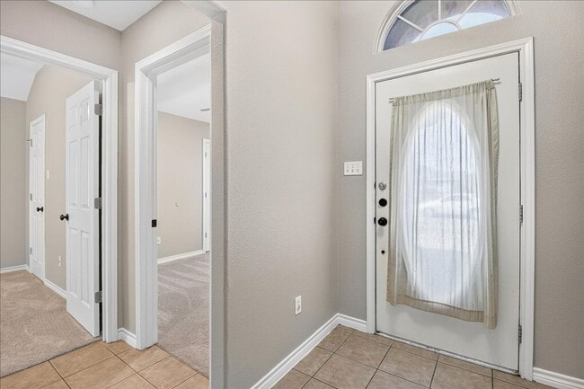 Building Photo - 5114 Spring Brook Dr