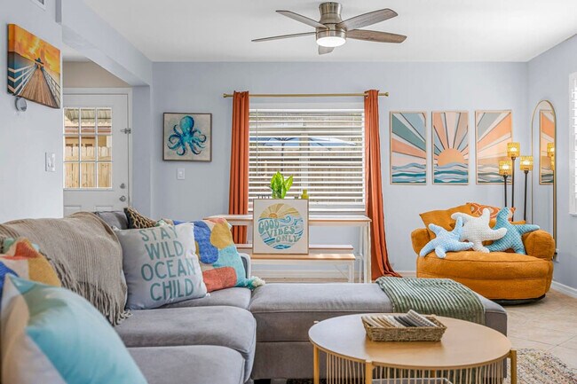 Building Photo - 434 N 1st St