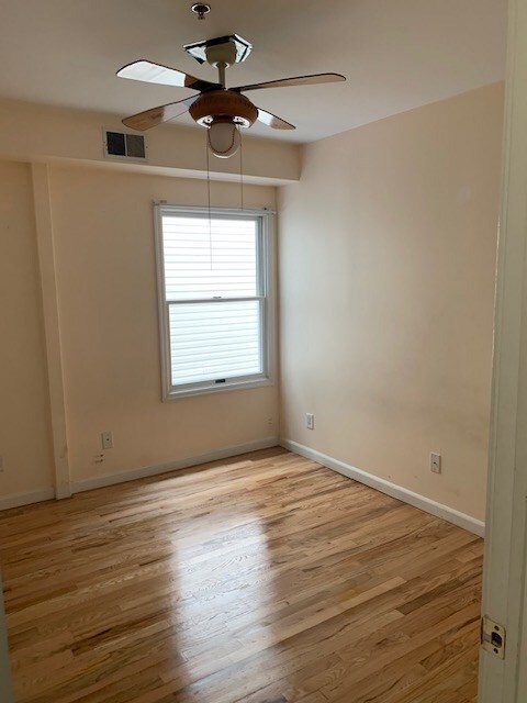 Foto del edificio - 424 6th St