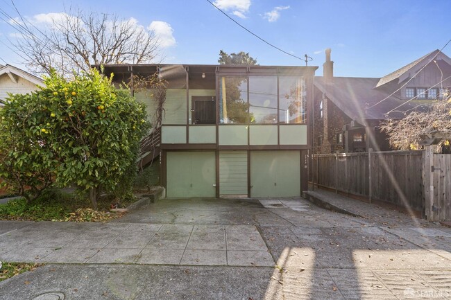 Building Photo - 2724 Garber St