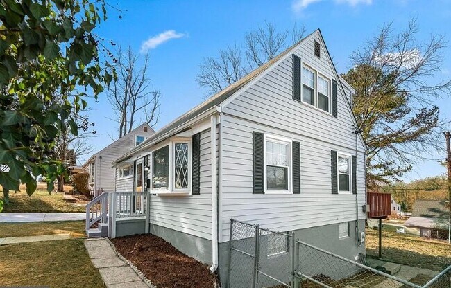 Foto del edificio - 820 Templecliff Rd