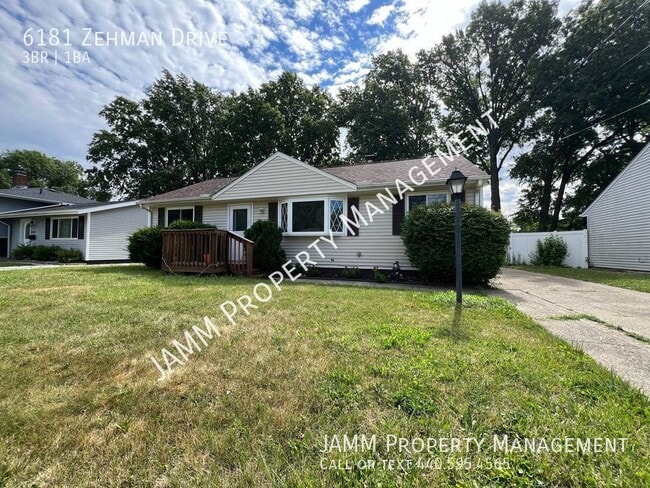 Building Photo - 3-Bedroom Single Family home in Cleveland!