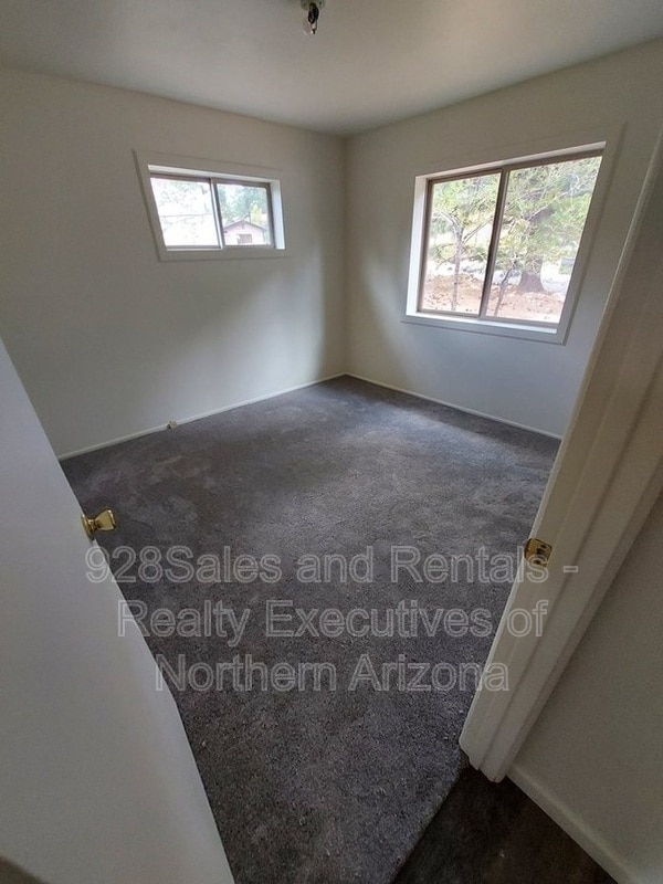 Photo - 102 S Maricopa St House