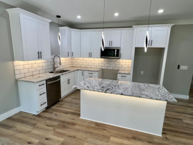 Building Photo - 1533 Westop Trail