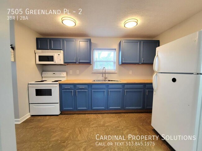Foto del edificio - NEWLY UPDATED 3BEDROOM APARTMENT!