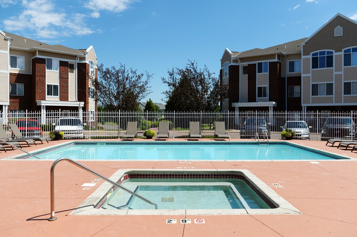 Hearthstone Apartments & Townhomes Apartments 15734 Foliage Ave Apple