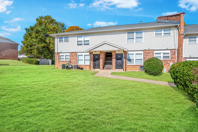 Foto del edificio - Crowders View Townhomes