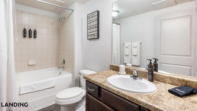 Foto del edificio - 15330 Liberty River Dr