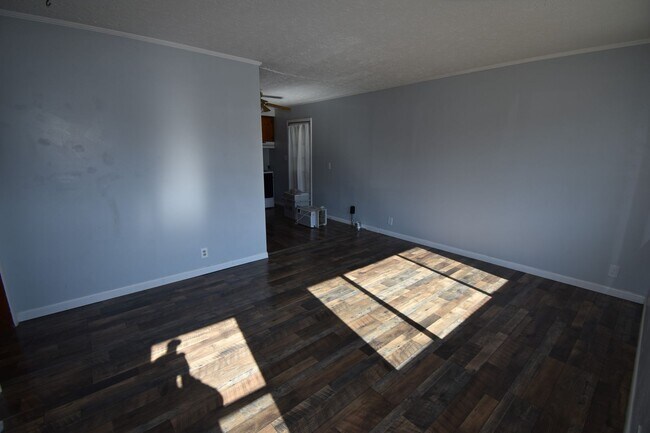 Foto del edificio - 3 Bedroom Pet Friendly Home For Rent Near ...