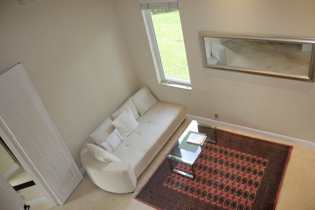 Building Photo - 5862 Homeland Rd