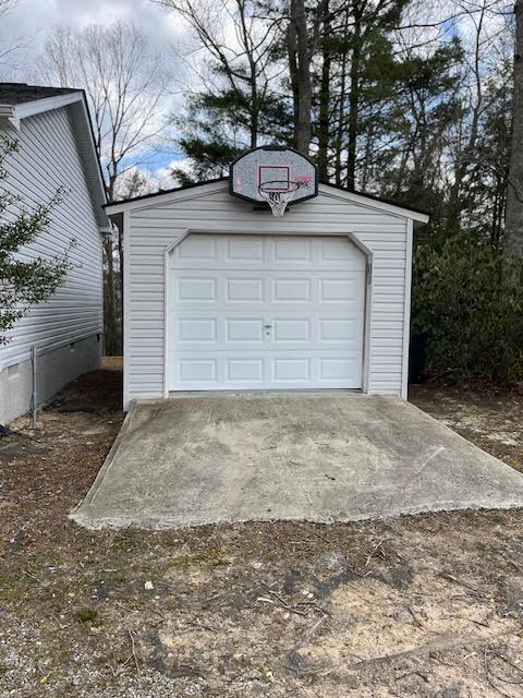 Building Photo - 84 Barnwell Acres Dr