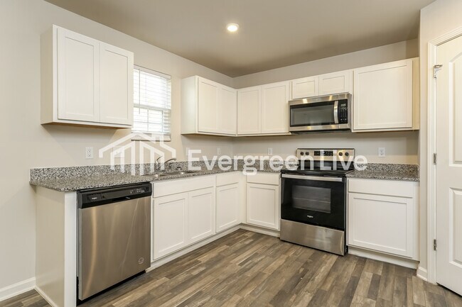 Foto del edificio - 125 Raymond St