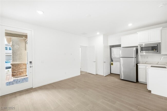 Building Photo - 4145 Paragon Crst Ct
