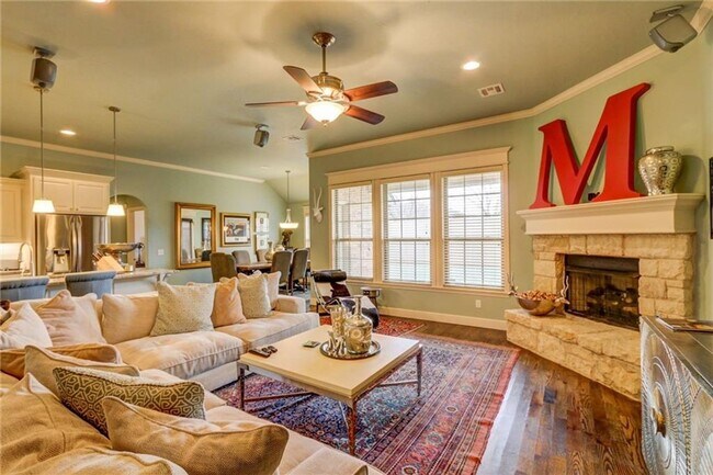 Foto del edificio - Stunning Edmond Home- Regency Pointe-Neigh...