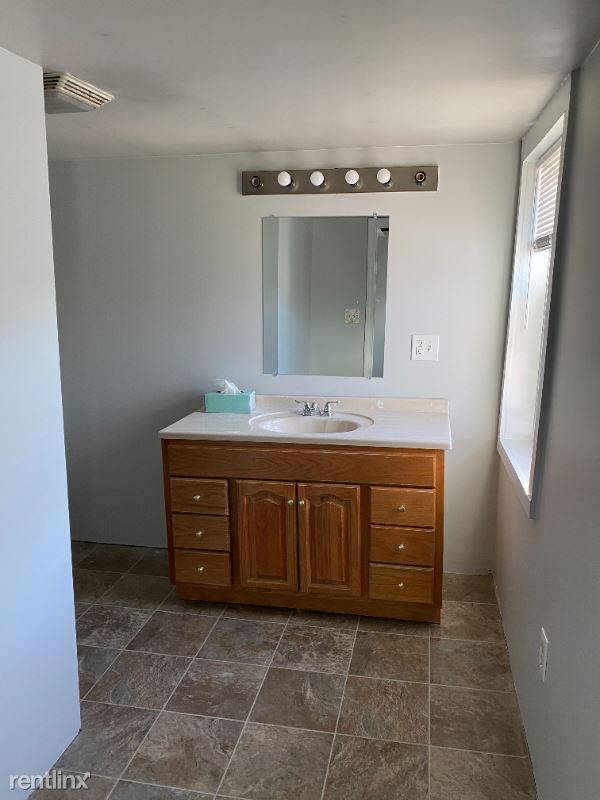 Building Photo - 3 br, 2 bath House - 278 route 25