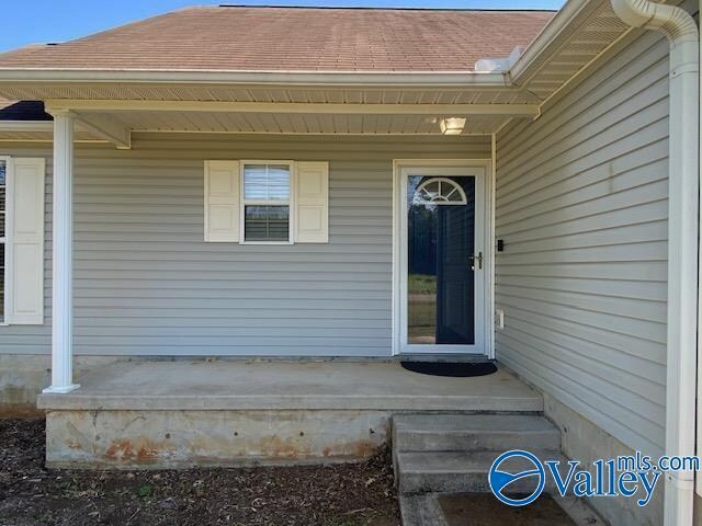 Foto del edificio - 27126 Elkins Rd