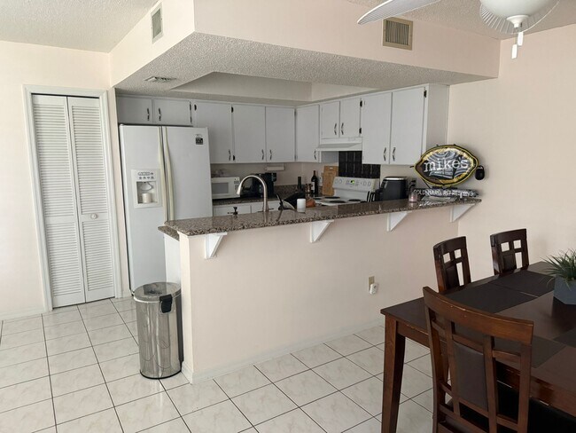 Foto del edificio - 160 Palm Sparrow Ct