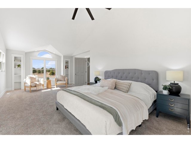 Foto del edificio - 7766 Park Ridge Cir