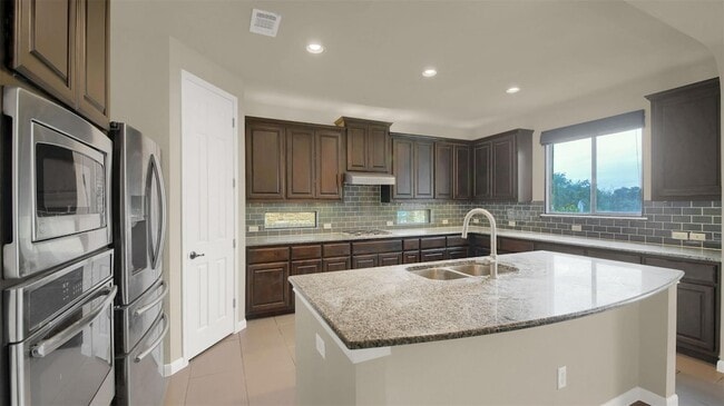 Building Photo - 6921 Barstow Ct
