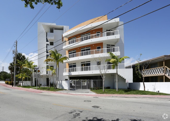 Building Photo - 7700 Tatum Waterway Dr