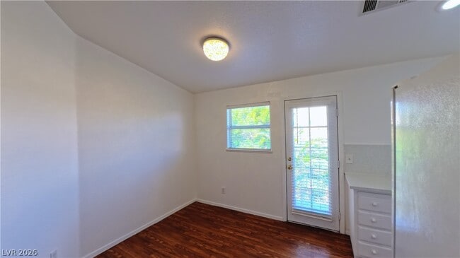 Building Photo - 8020 Cetus Cir