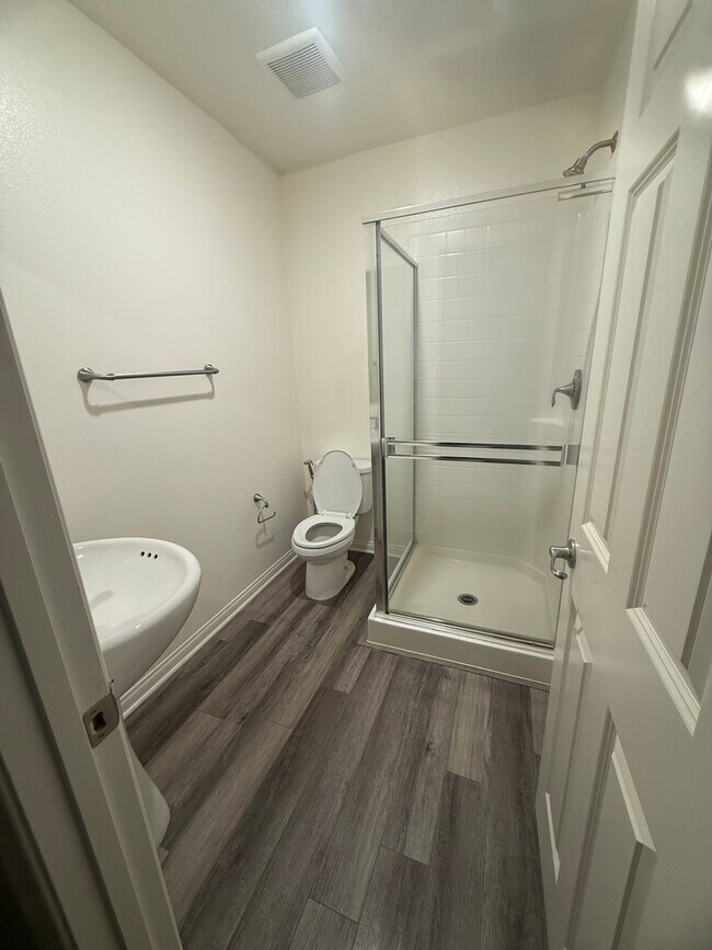 Foto del edificio - 17087 Zion Dr