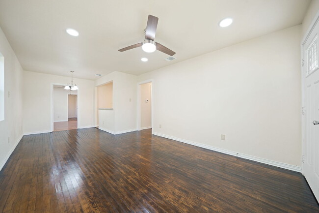 Foto del edificio - 151 Morningview Dr