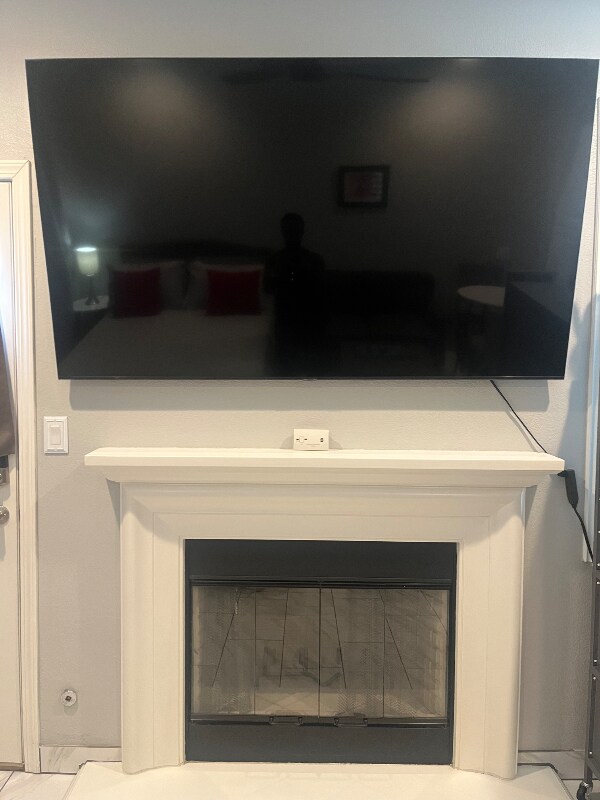 Foto del edificio - 8418 Lourenco Ln