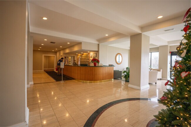 Foto del edificio - 501 Slaters Ln