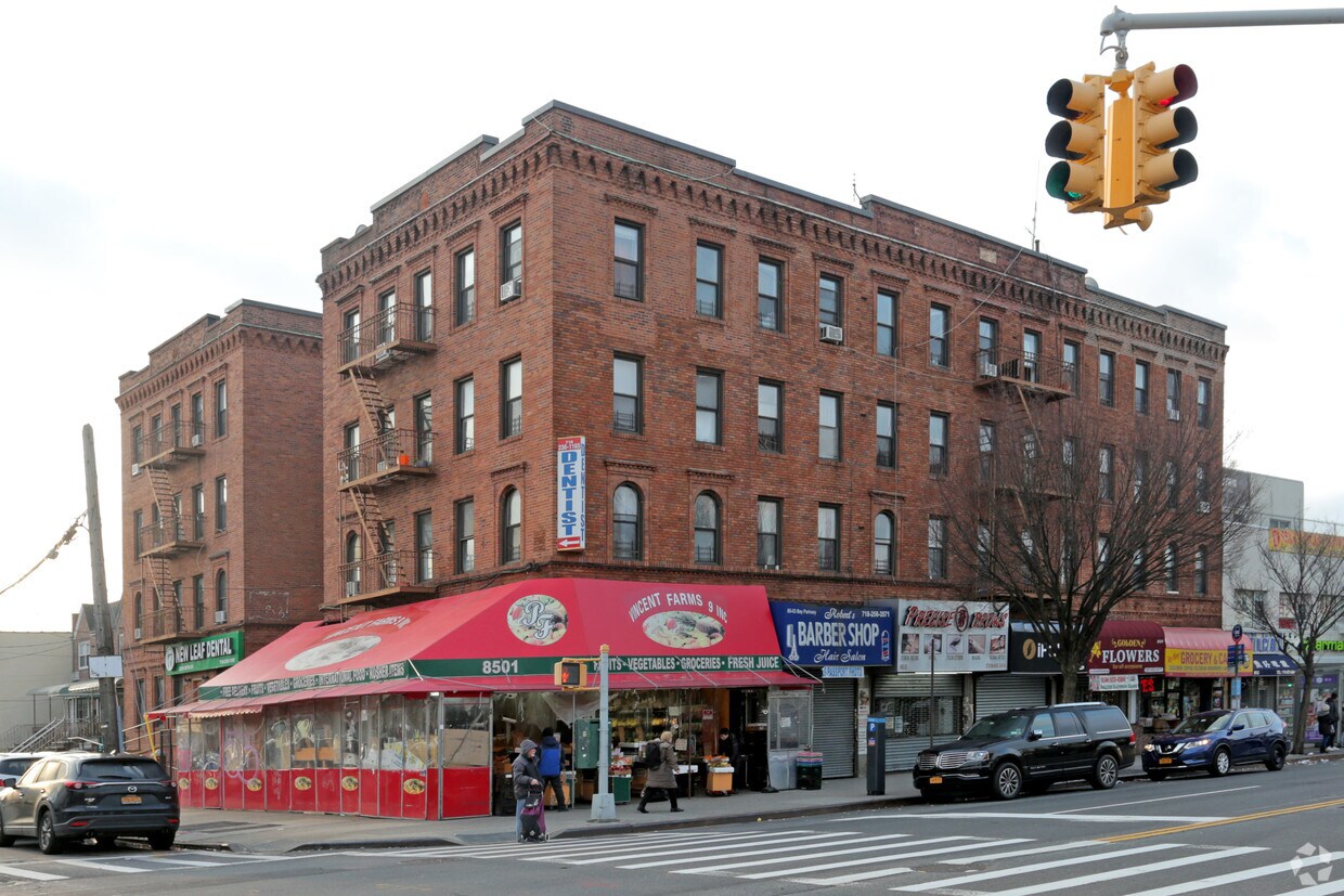 Primary Photo - 2200 85th St