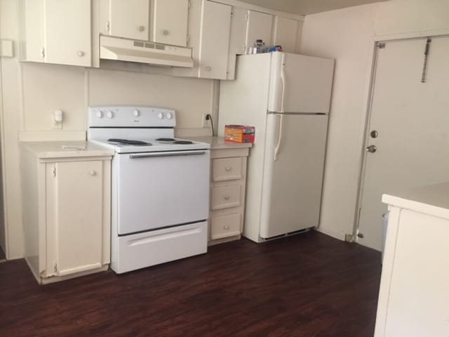 Building Photo - 8028 Breeze Dr