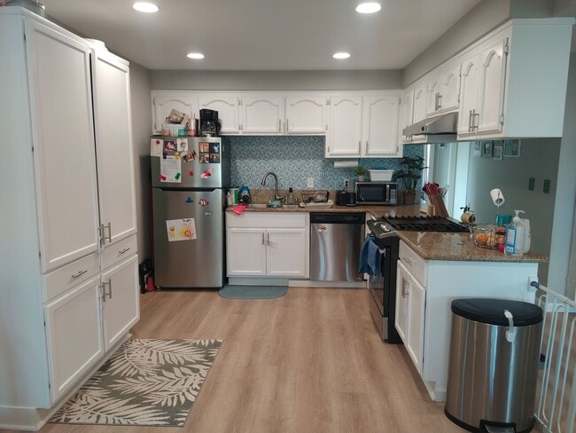 Building Photo - 3 Bed 2 Bathroom Well-Kept Home with a Great Backyard in Nipomo