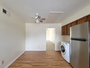 Building Photo - 6401 Deihl Rd