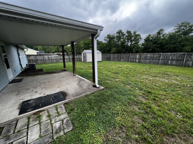 Building Photo - 7307 Ethan Allen Way