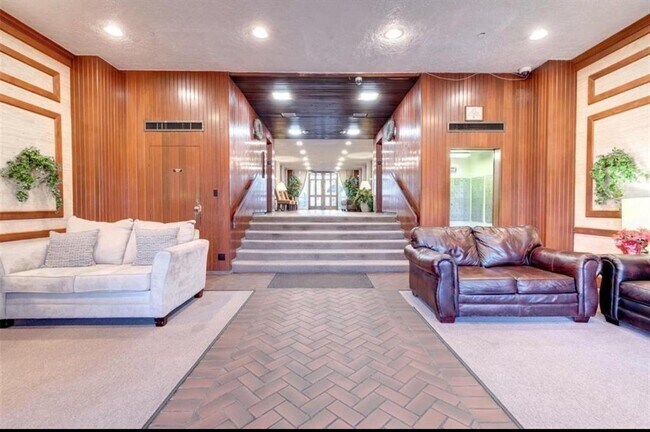 Foto del edificio - 7520 Hornwood Dr