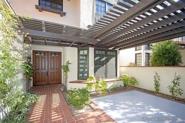 Building Photo - 17683 Belle Helene Ct